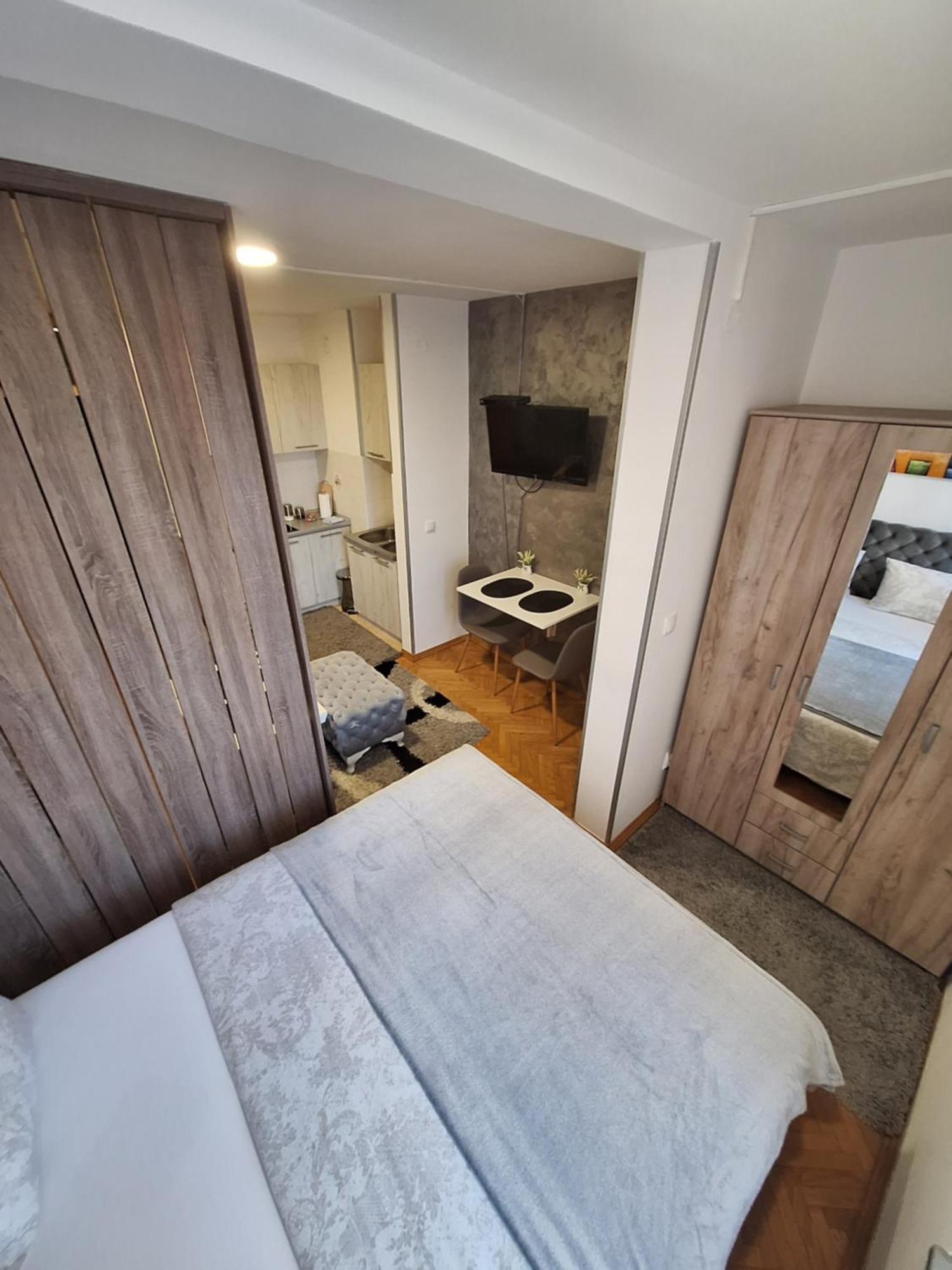 Dado Apartman Lejlighed Kraljevo Eksteriør billede