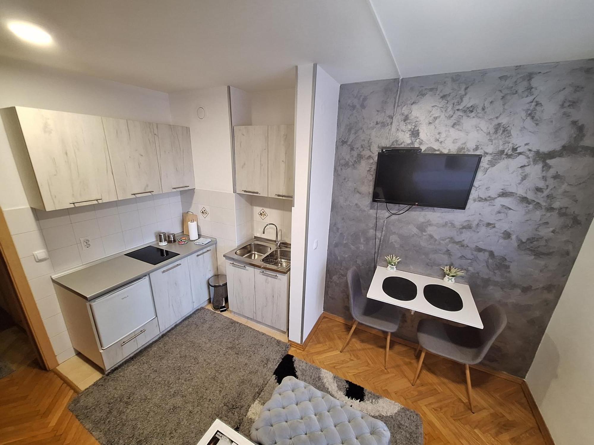 Dado Apartman Lejlighed Kraljevo Eksteriør billede